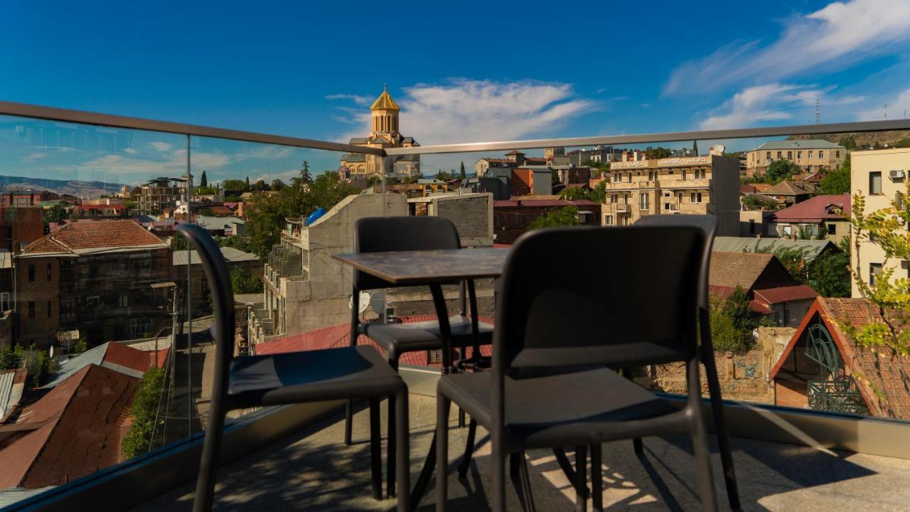 Hotel Banovani Τυφλίδα Εξωτερικό φωτογραφία