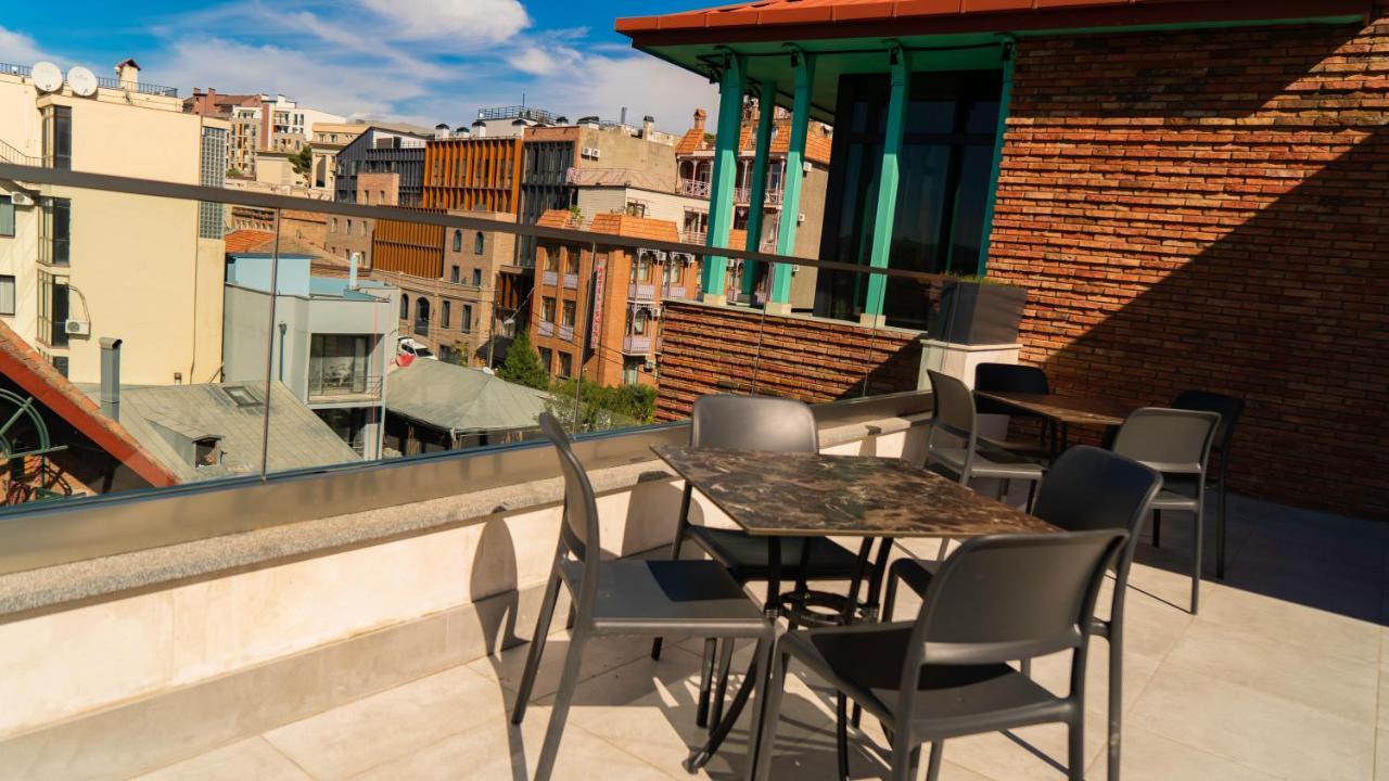 Hotel Banovani Τυφλίδα Εξωτερικό φωτογραφία