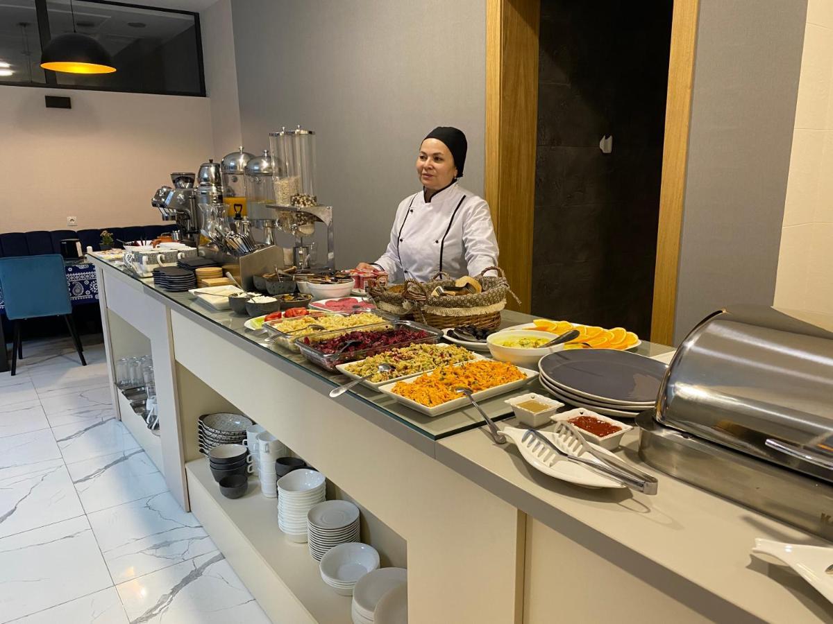Hotel Banovani Τυφλίδα Εξωτερικό φωτογραφία