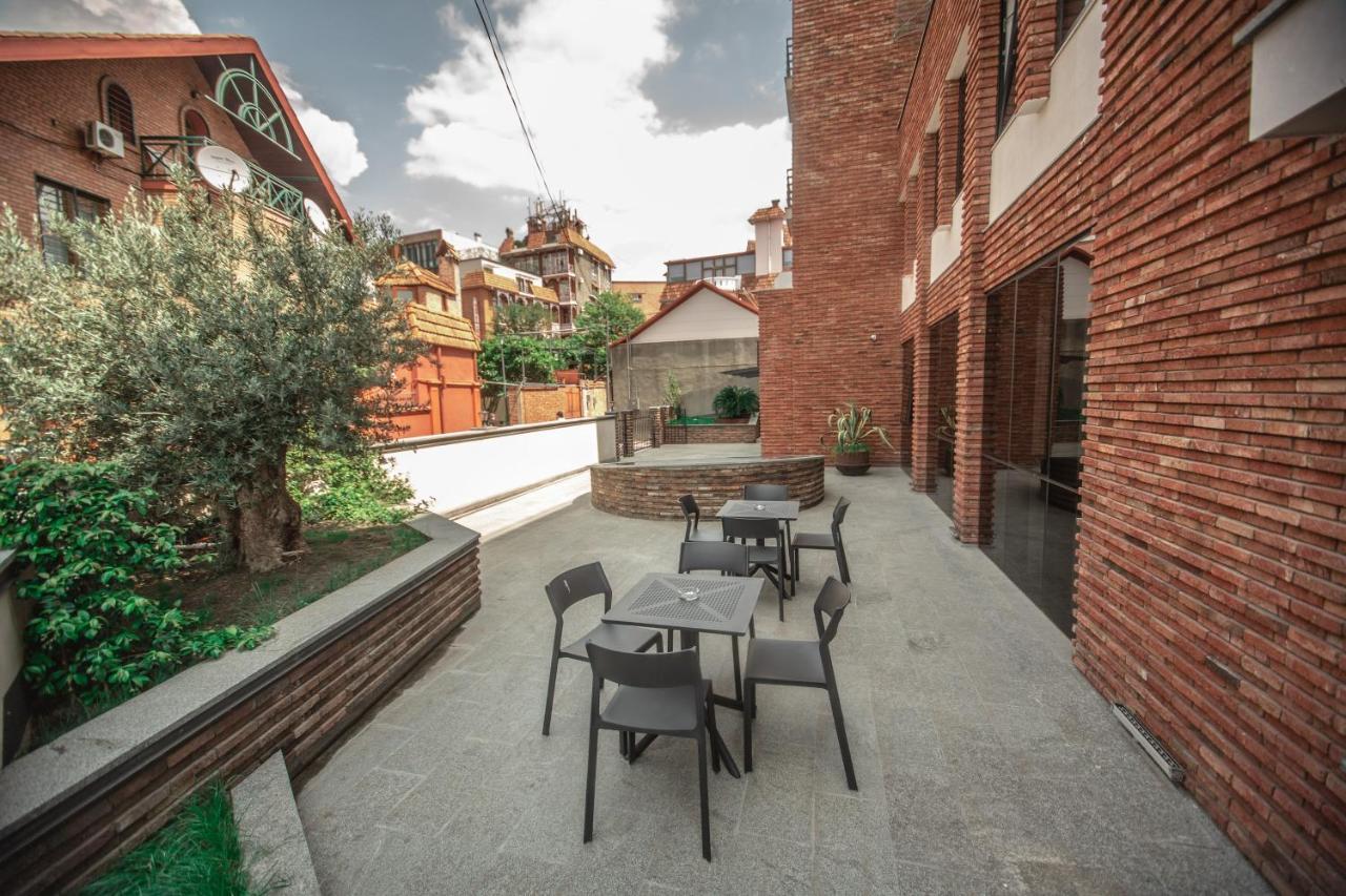Hotel Banovani Τυφλίδα Εξωτερικό φωτογραφία