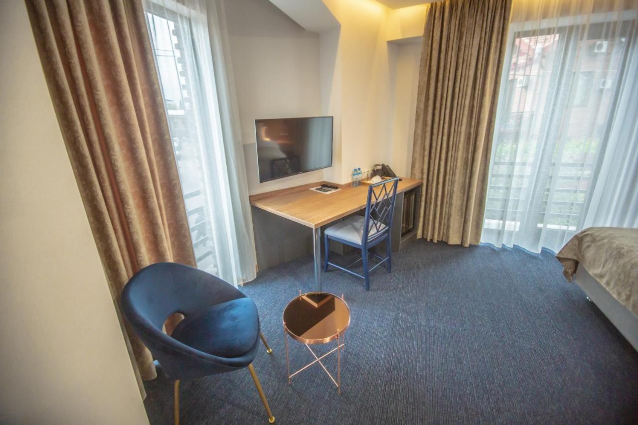 Hotel Banovani Τυφλίδα Εξωτερικό φωτογραφία