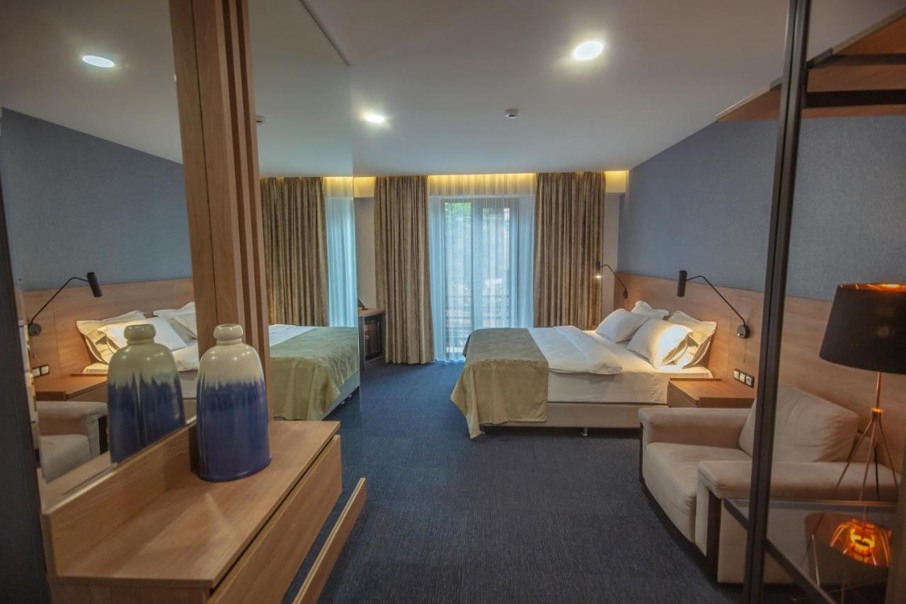 Hotel Banovani Τυφλίδα Εξωτερικό φωτογραφία