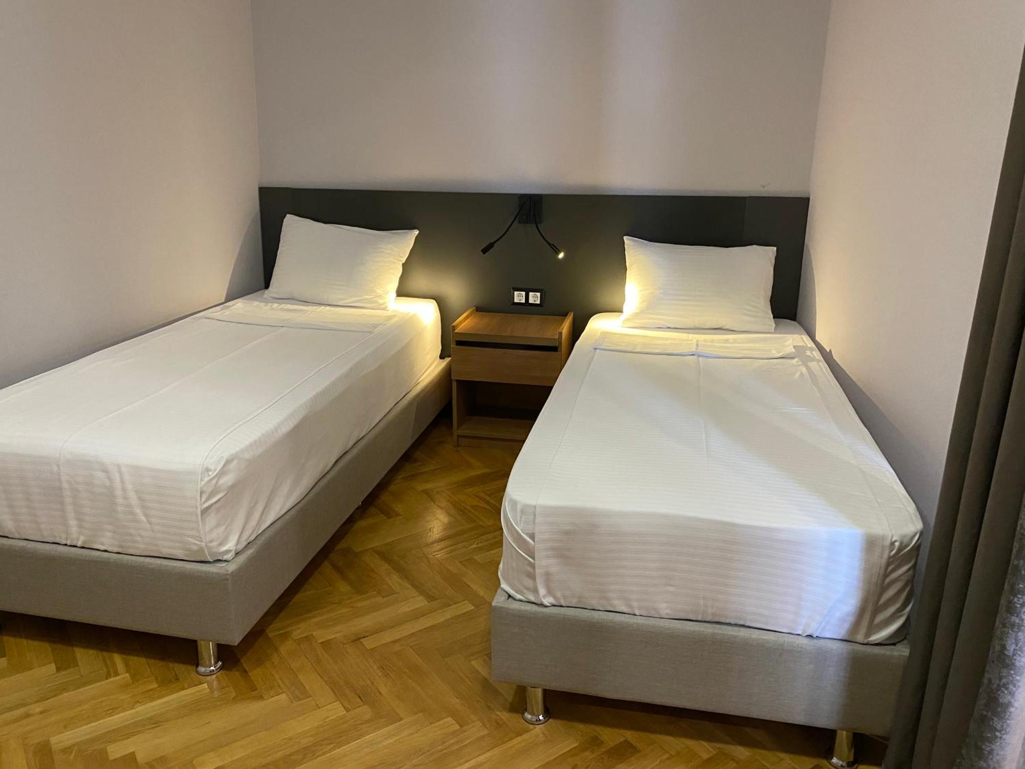 Hotel Banovani Τυφλίδα Εξωτερικό φωτογραφία